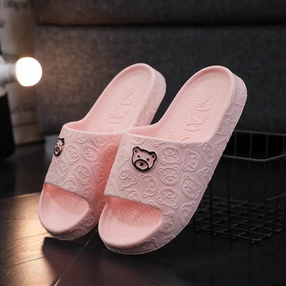 Women's Flat Slippers Solid Color Bathroom Slippers Home Use Couple Sandals Cute Bear Decoration Outdoor Beach Sandals