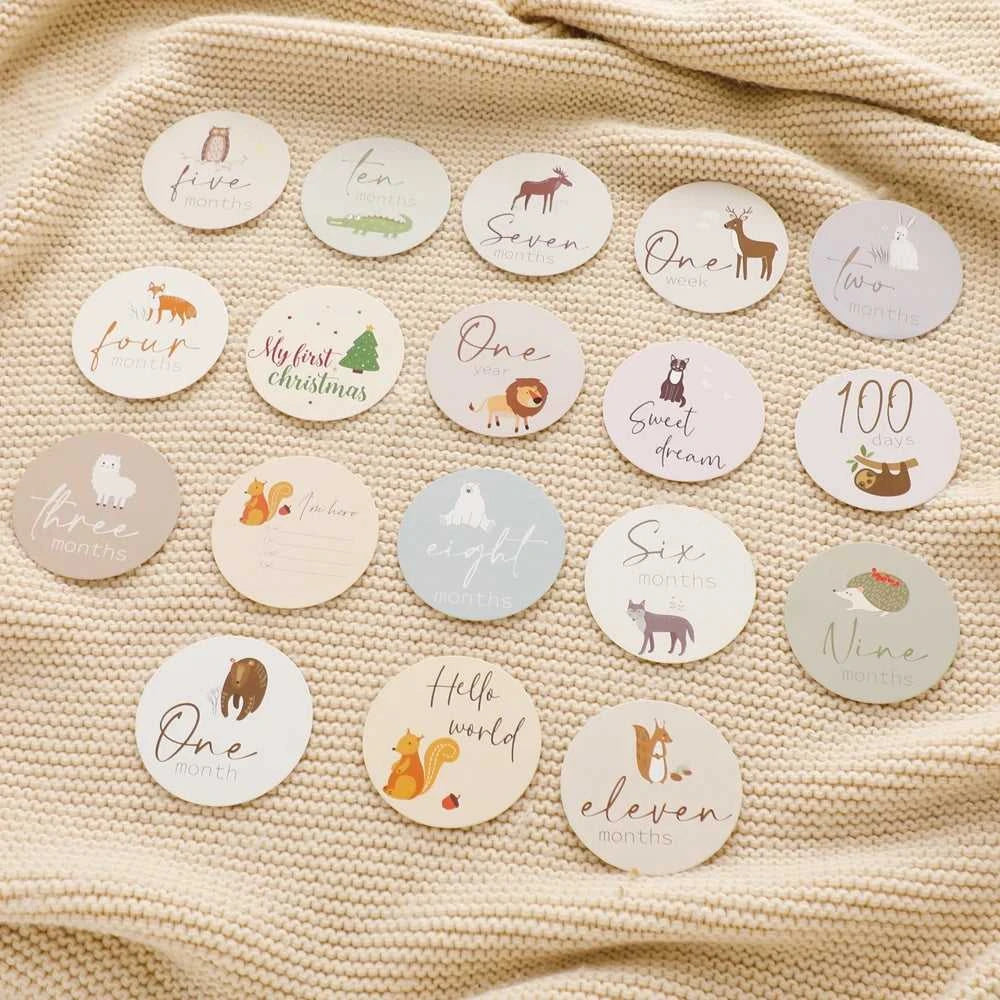 Baby Bear Milestone Number Monthly Memorial Cards Newborn Birthday Gifts Souvenir Newborn Birth Photo Photography Accessories