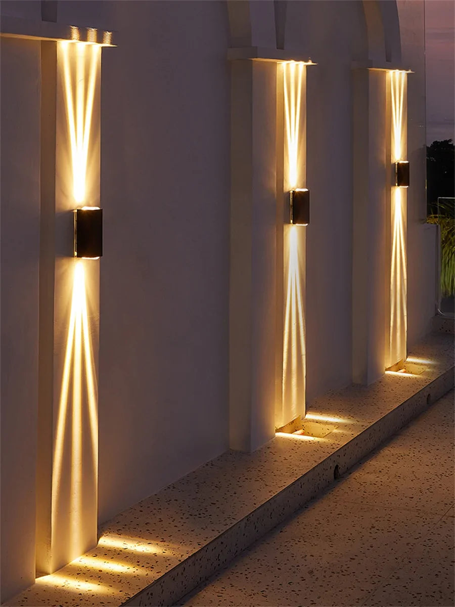 1Pack 20W Waterproof Up and Down LED Wall Lamp Waterproof Exterior Wall Spotlight Outdoor Villa Entrance Garden Porch Light