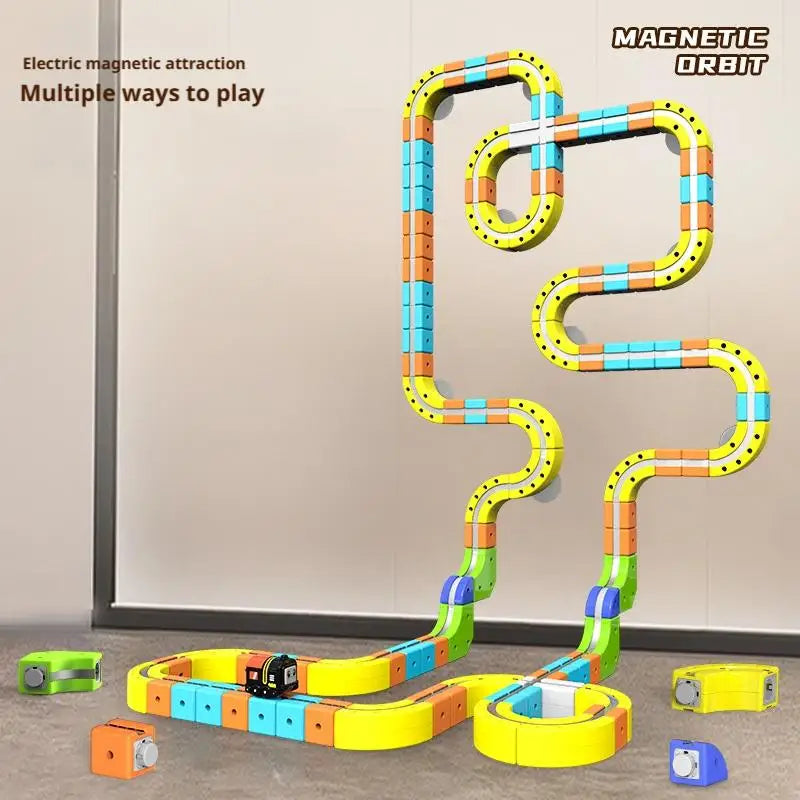 62/105/167PCS Magic Track Cube ChildrenS Educational High-Speed Rail Train Toy Boys And Girls Intellectual Diy Building Blocks