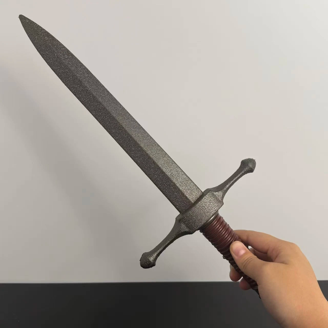 41cm Dermatoglyph PU Sword Stage Performance Western Short Sword Foam Swords Safety Cosplay Prop Desk Ornaments Toys for Boys