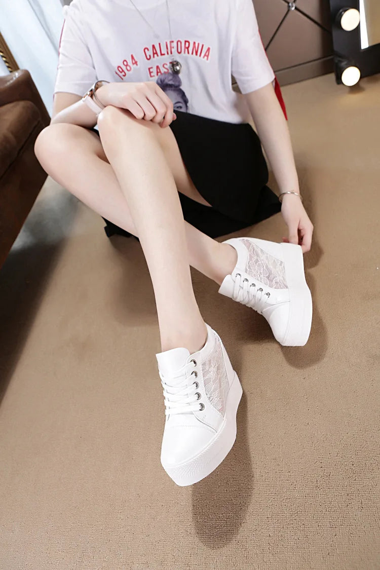 High Top Women's Casual Shoes Leather Casual Sneaker Hidden Increased Ladies Ankle Boots New Plush Woman Platform Boots Botines
