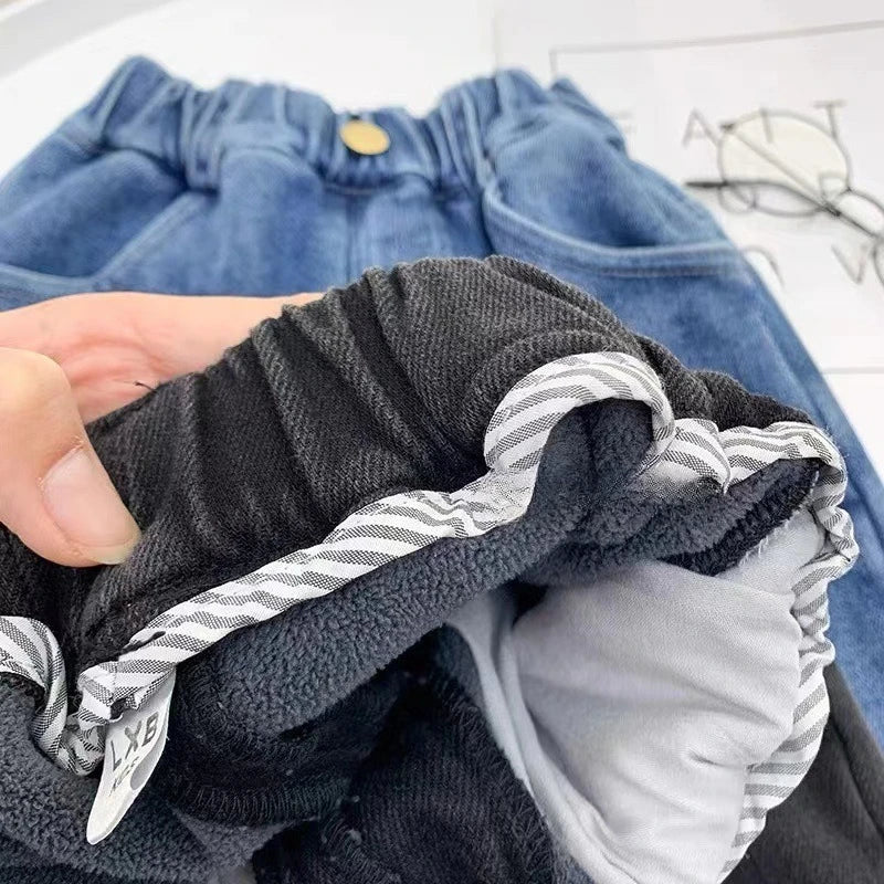 Boys' Fleece-Lined Jeans Thick One-Piece Pants for Winter. Stylish Baby & Children's Warm Trousers for Autumn