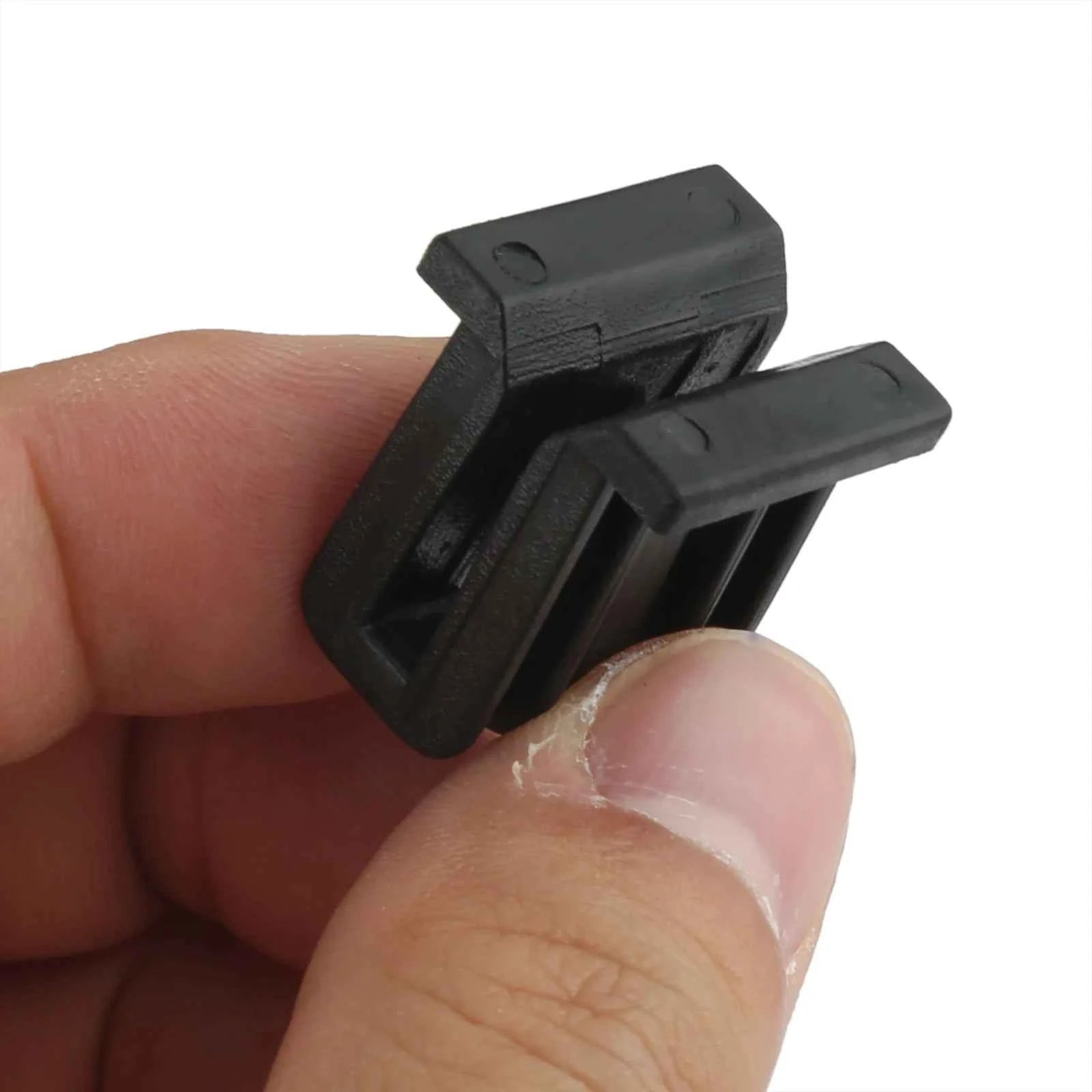 5Pcs Car Clips for Nissan Tiida Teana Livina D50 R50 Wiper Under The Decorative Plate Deflector Racks Subcatching Clip