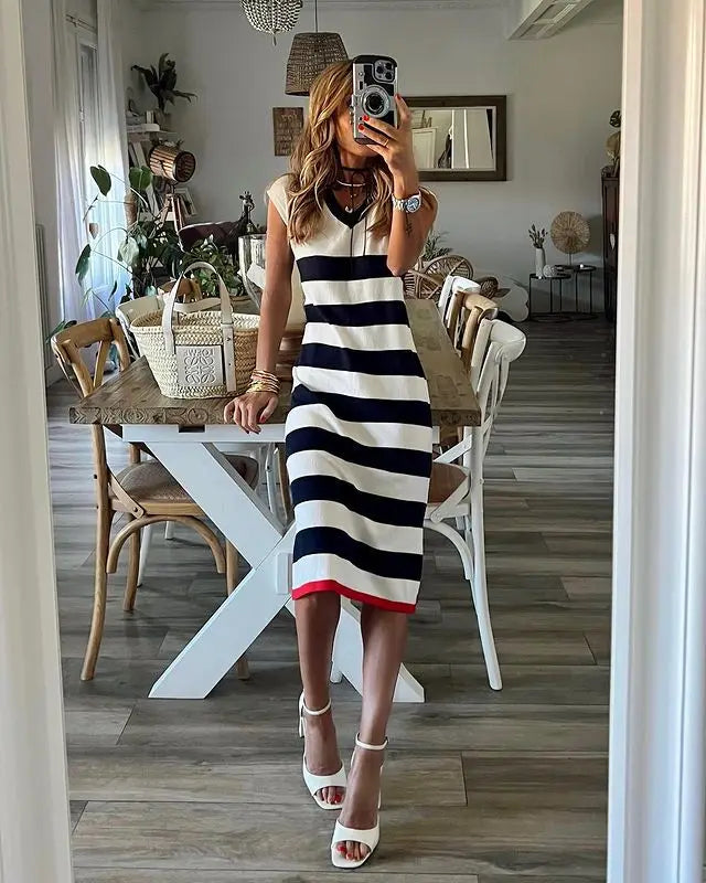 Black & White Striped V-Neck Pullover Dress with Slit - Casual & Loose Fit for Summer 2026