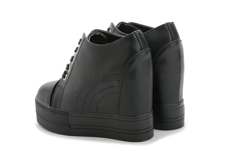 High Top Women's Casual Shoes Leather Casual Sneaker Hidden Increased Ladies Ankle Boots New Plush Woman Platform Boots Botines