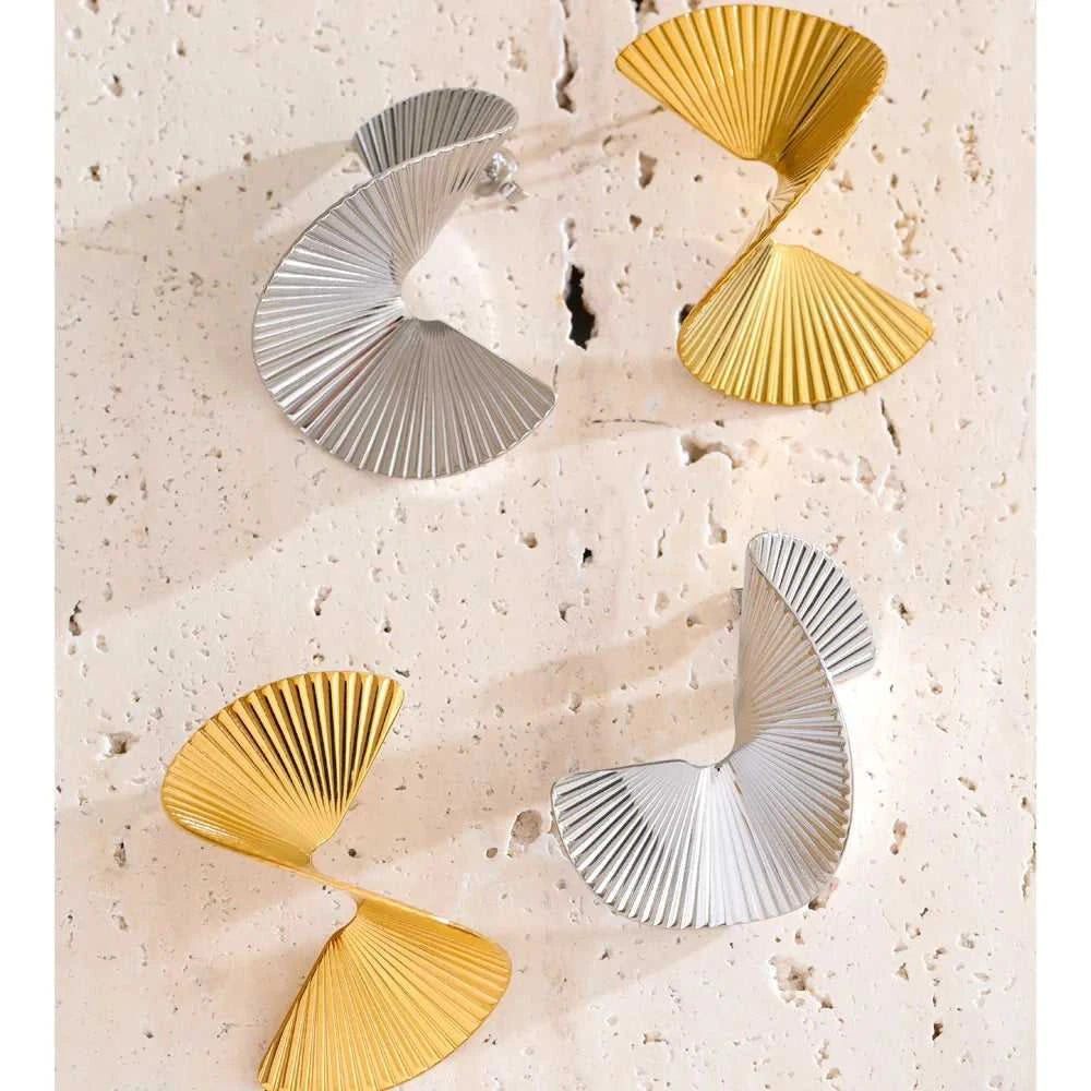 Yhpup Statement Stainless Steel Metal Twist Gold Color Geometric Stud Earrings Fashion Temperament Waterproof Jewelry Wholesale The jack market .AU The jack market .AU Jewellery & Chains $ 52 200001034:361181#YH3093A Steel