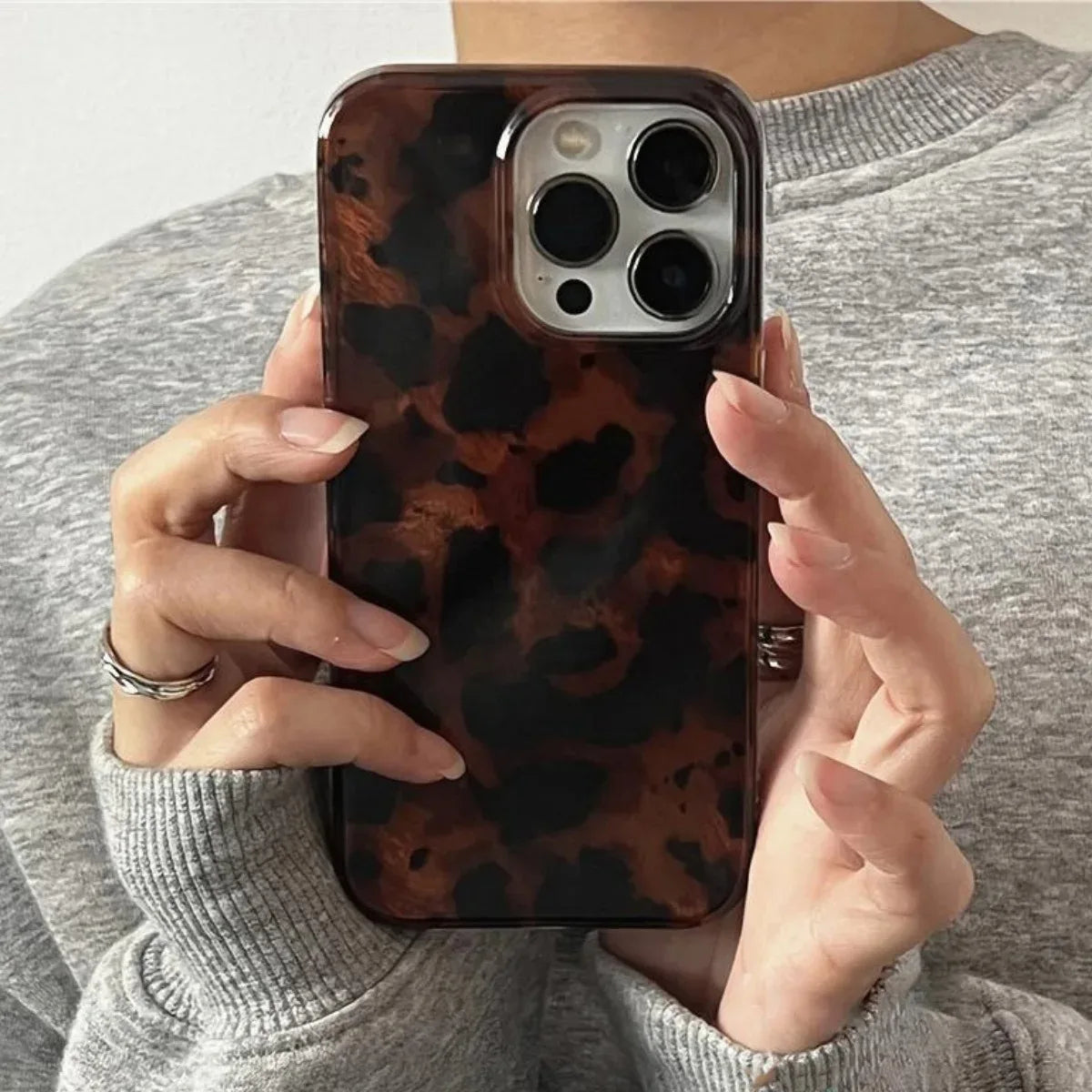 Retro Amber Leopard Print Laser Phone Case - Stylish Soft Cover for iPhone 17 16 15 14 13 12 11 XS XR 7 8 Plus