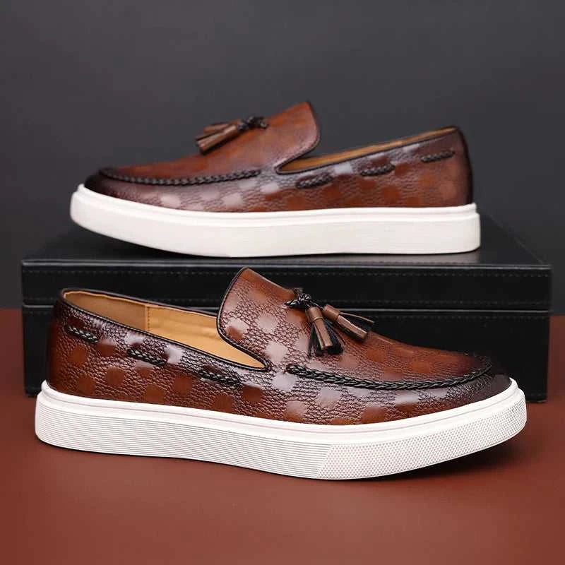 Fashion Men's Casual Shoes Embossed Leather Men Classic Retro British Style Tassels Loafers Mens Slip-on Outdoor Driving Flats The jack market .AU The jack market .AU Step Up Your Style: Trendy Shoes for Every Occasion! $ 101 14:193#S11 Black;200000124:200000364#39 (US 6.5);200007763:201336100