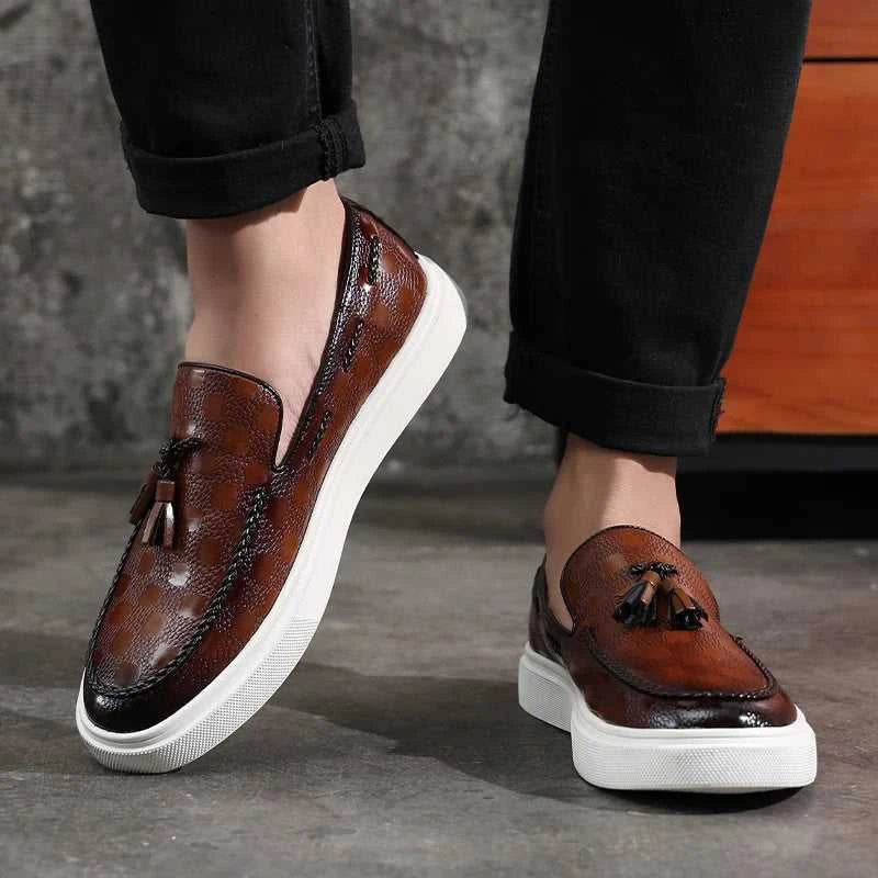 Fashion Men's Casual Shoes Embossed Leather Men Classic Retro British Style Tassels Loafers Mens Slip-on Outdoor Driving Flats The jack market .AU The jack market .AU Step Up Your Style: Trendy Shoes for Every Occasion! $ 101 14:193#S11 Black;200000124:200000364#39 (US 6.5);200007763:201336100